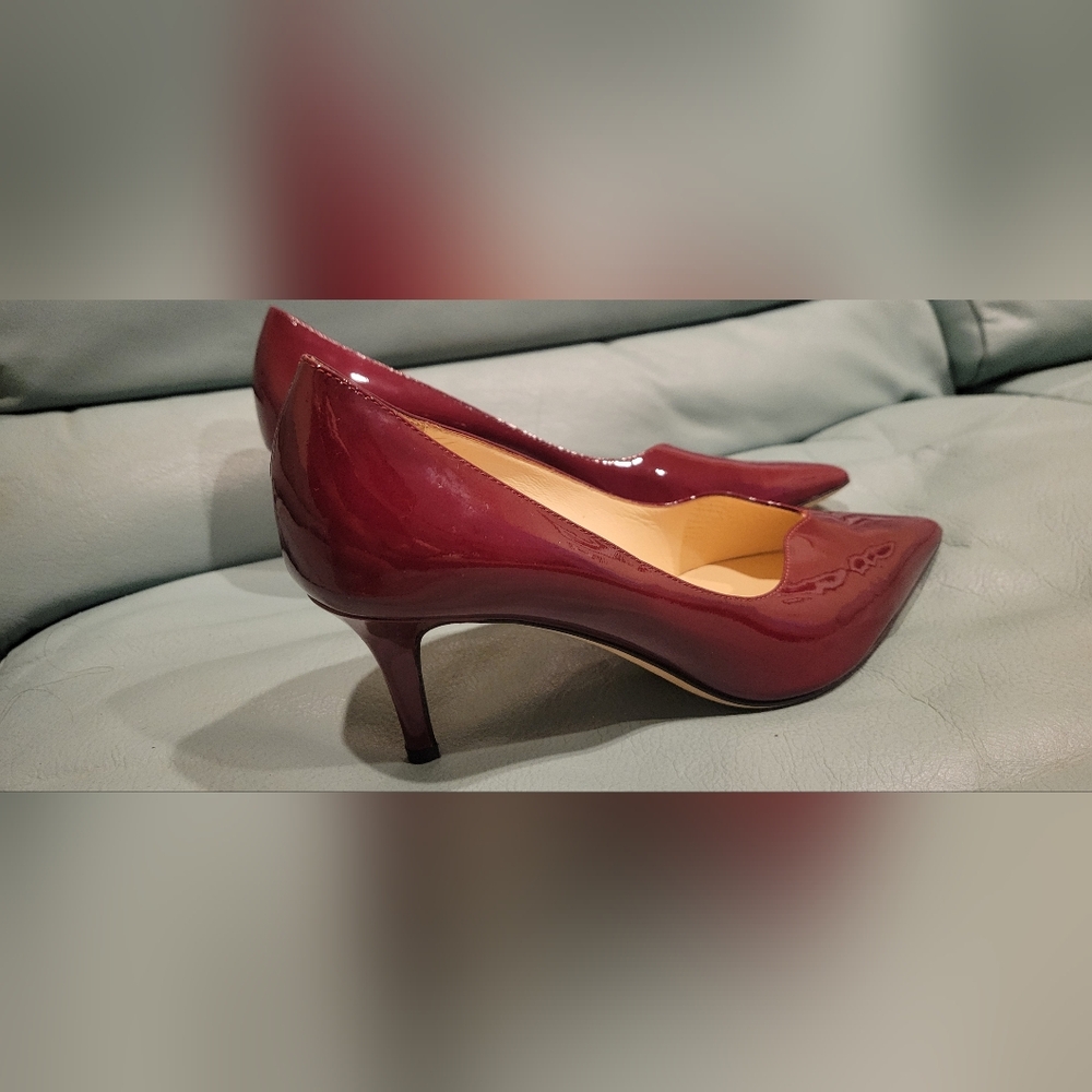 M.Gemi Rivista Patent Leather Kitten Heel, Burgundy, Size 7 (Euro 37.5). NWOT.